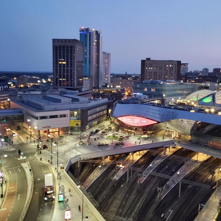 Cityscape Apartment In Birmingham With Self Checkin Экстерьер фото